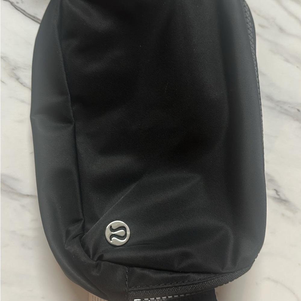 lululemon athletic Black Belt Bag